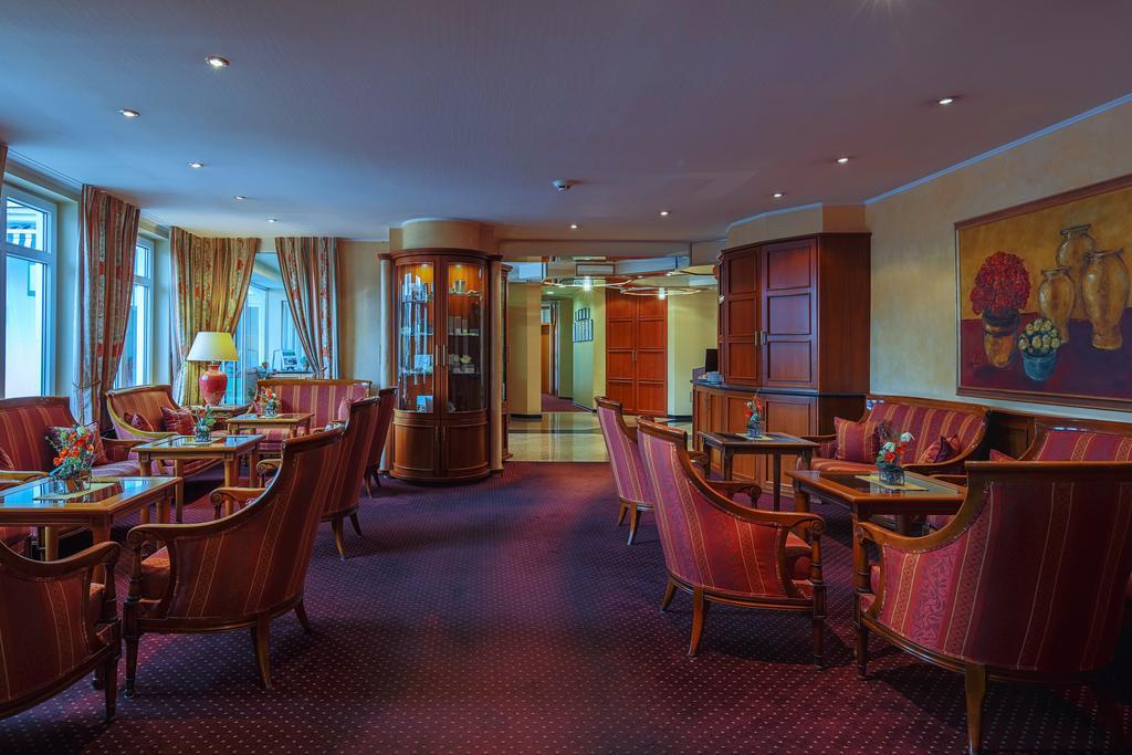 Hotel-Restaurant Kunz Pirmasens Eksteriør bilde