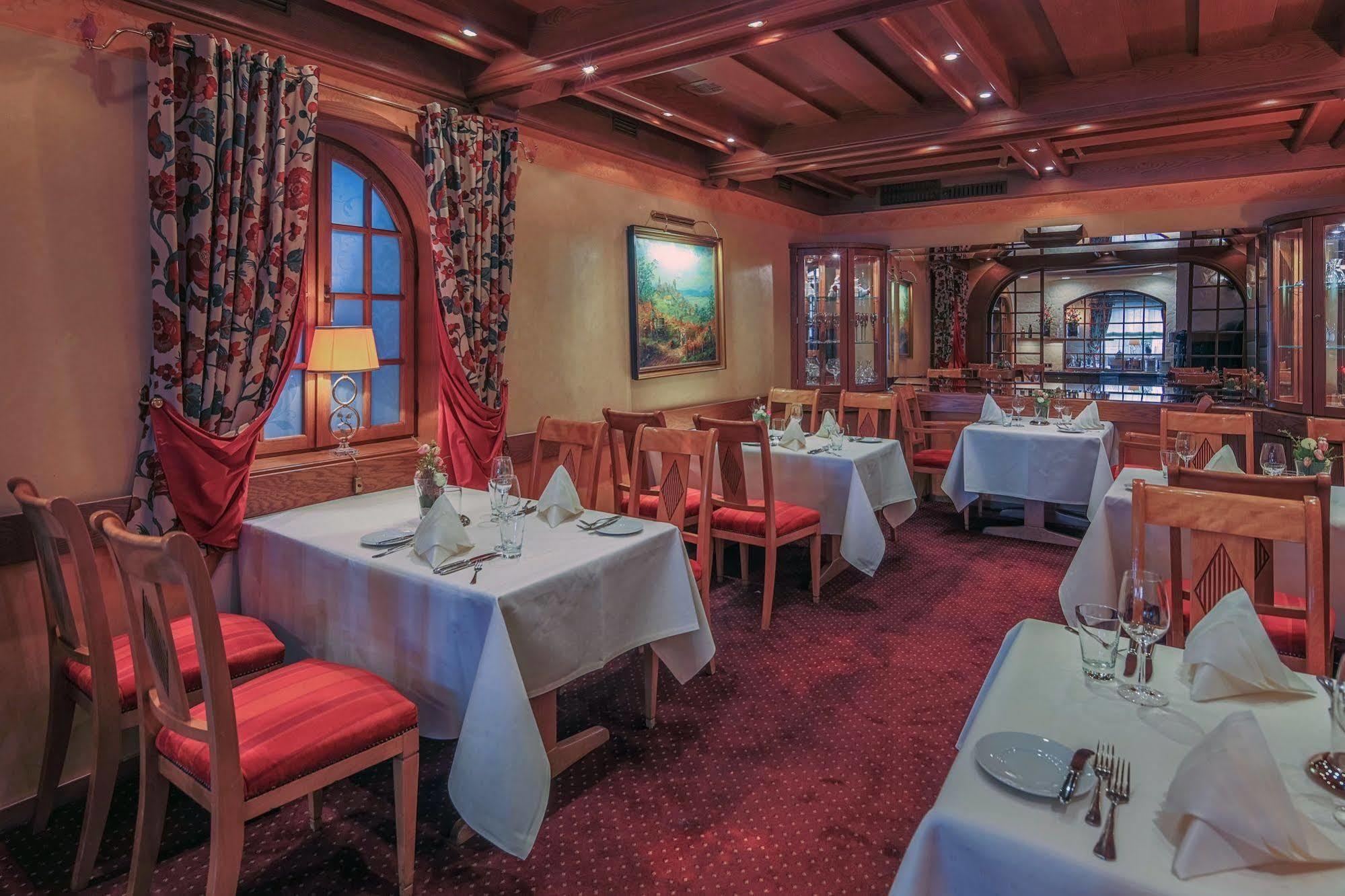 Hotel-Restaurant Kunz Pirmasens Eksteriør bilde