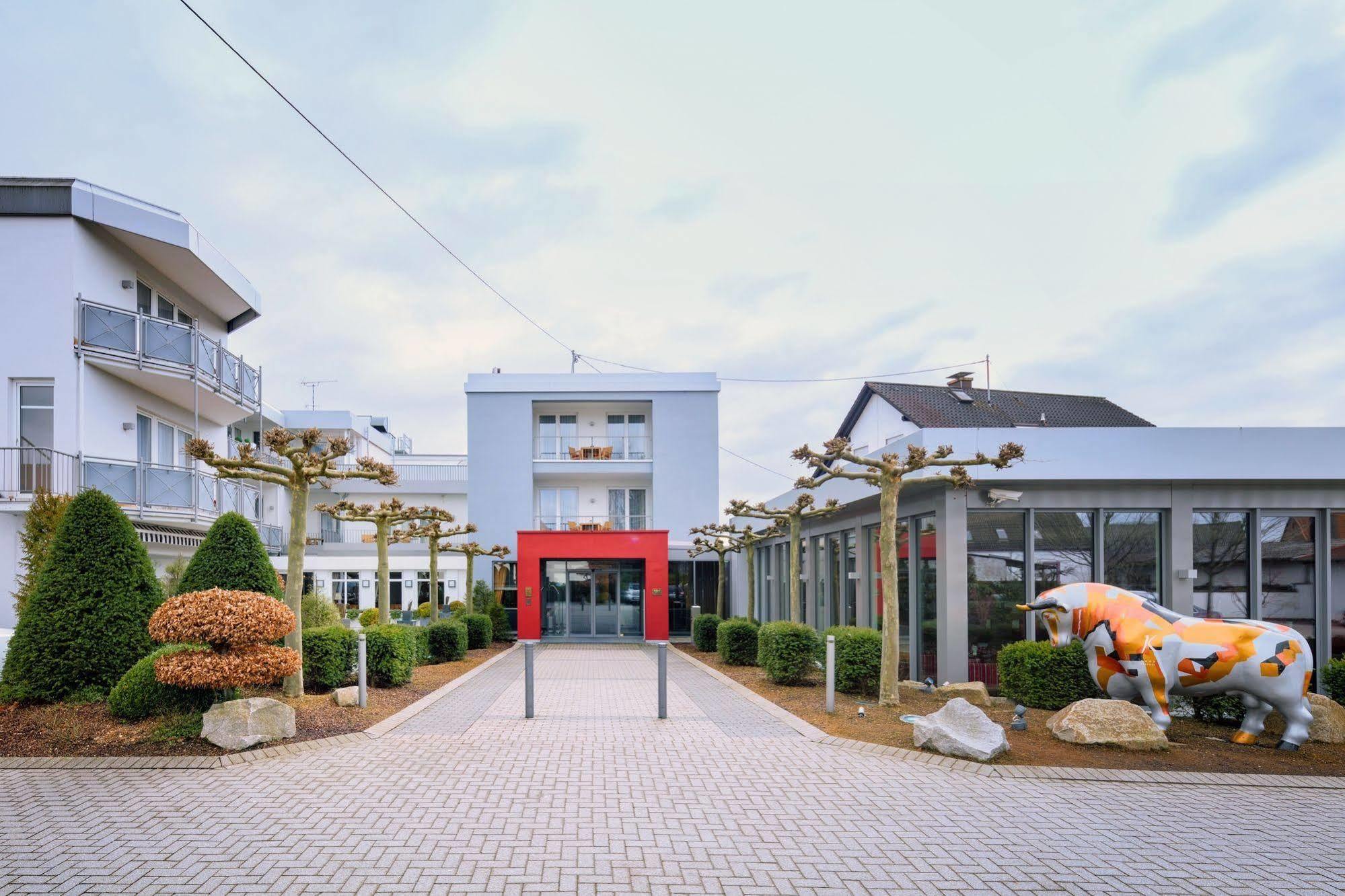 Hotel-Restaurant Kunz Pirmasens Eksteriør bilde